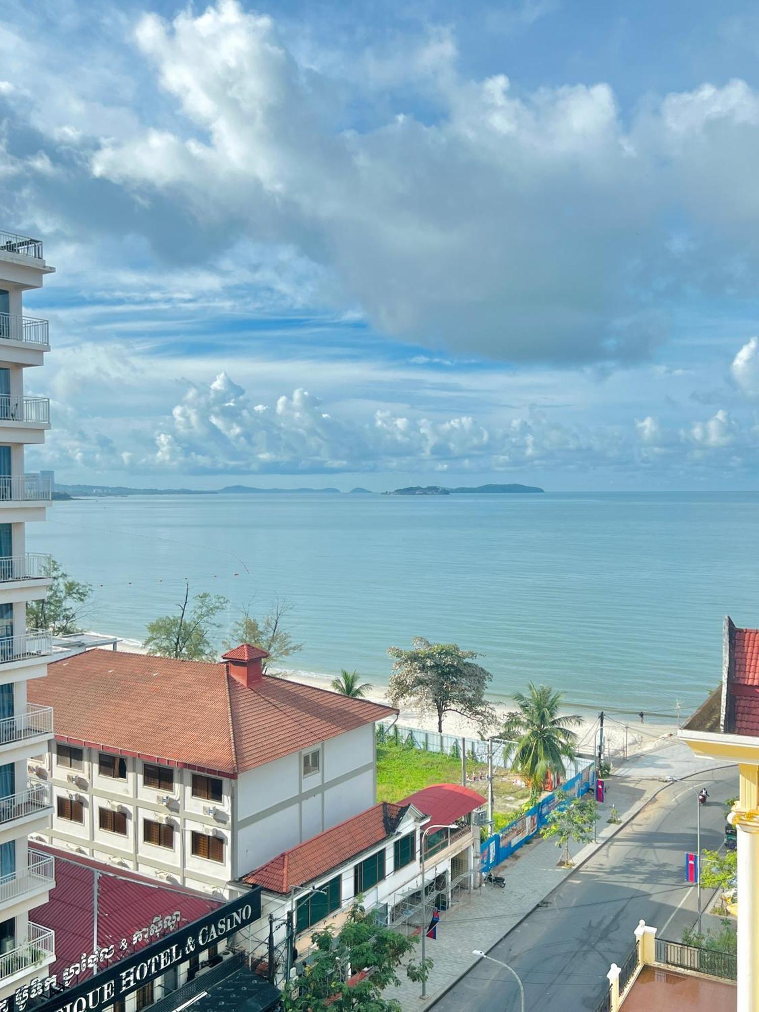 Aristocrat Residence & Hotel Sihanoukville Dış mekan fotoğraf